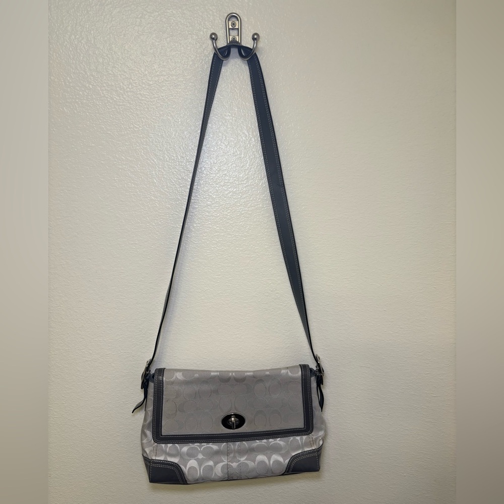 Elegant Gray Shoulder crossbody  Bag - Picture 2 of 10